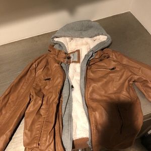 Faux leather and sweatshirt material jacket!